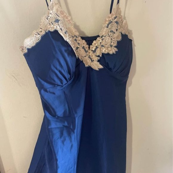 Vintage 4 piece night set :) - Picture 1 of 4